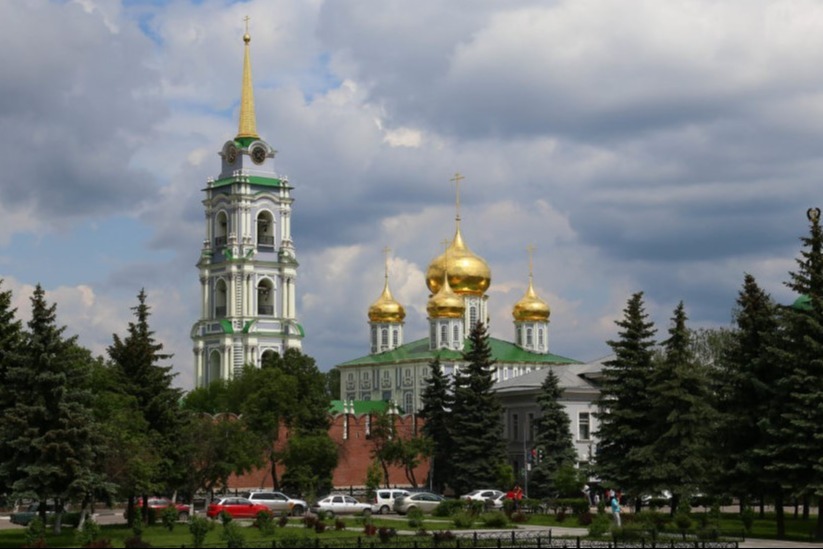 Патриарх Кирилл освятил Успенский собор Тульского кремля