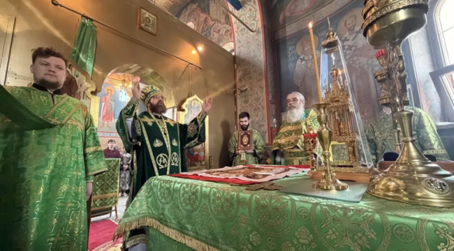 Архиепископ Савва совершил Литургию в храме Димитрия Донского на базе столичного ОМОНа