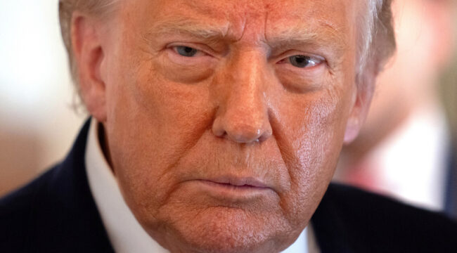 Психиатр Манфред Лютц: Трамп действует не как психически больной