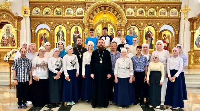 Воспитанники псковского дома-интерната побывали в храме Успения в Останкине