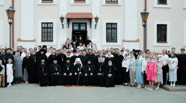 Патриарший экзарх всея Беларуси возглавил выпускной акт Минской духовной семинарии