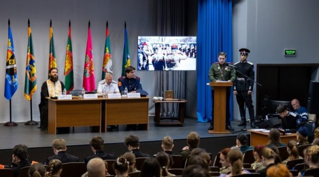 Священник благословил выборы атамана Разумовской сотни в Первом казачьем университете