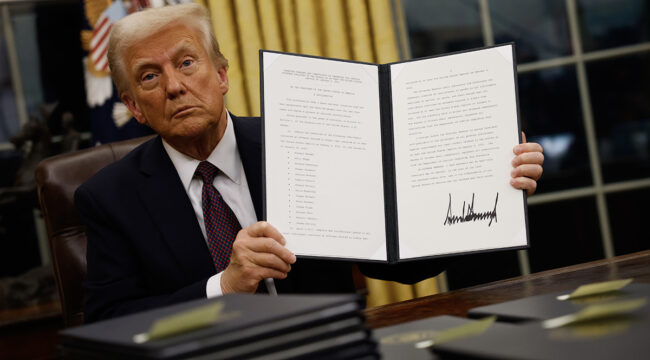 Неделя Трампа в обзоре: Пентагон отменяет обозначение мормонов; подписан закон «Secure America Act»