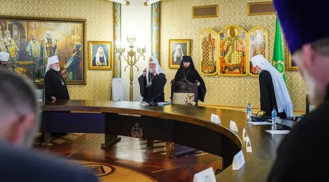 Святейший Патриарх Кирилл возглавил заседание Высшего Церковного Совета