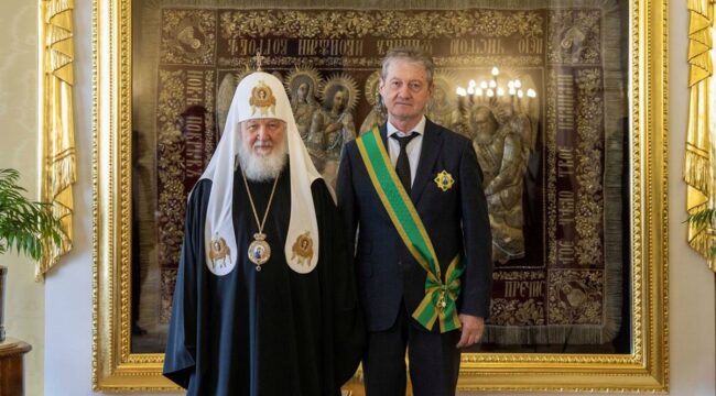 Святейший Патриарх Кирилл встретился с гендиректором УГМК А.А. Козицыным