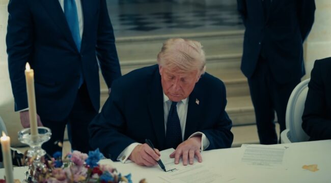Неделя Трампа в обзоре: подписана рамка сделки с Ираном, многочисленные школы под следствием по Разделу IX