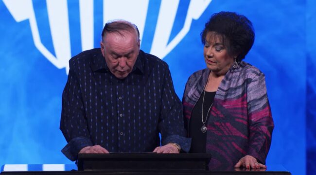 Сын Крейг Хейгин вёл «двойную жизнь», заявляет основатель Rhema Bible Church
