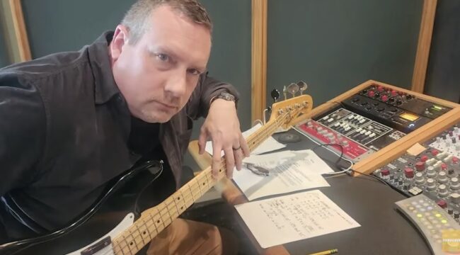 Басист Sixpence None the Richer Джастин Кэри умер в 50 лет после инсульта