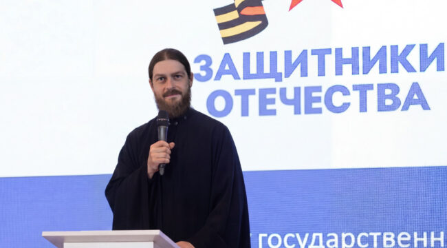 Директор Патриаршей гуманитарной миссии обсудил с фондом «Защитники Отечества» восстановление домов в Донбассе