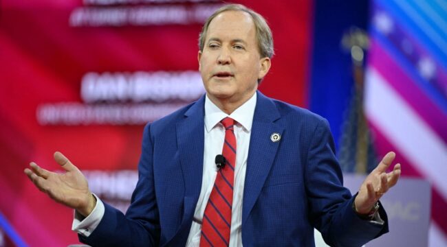 Кен Пэкстон приписывает Богу избавление от юридических баталий: «Библия полна таких историй»