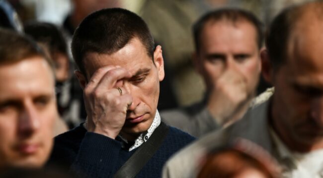 Священник объяснил, где уместно креститься