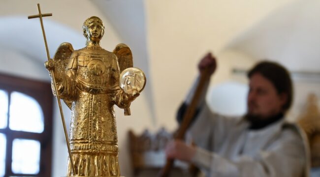 Священник рассказал об истории установления Петрова поста