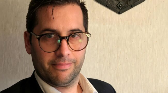 Многодетный отец из США рассказал, почему переехал с семьей в Россию