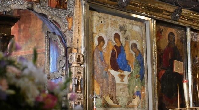 В Троице-Сергиевой лавре рассказали, как почтить день возвращения «Троицы»