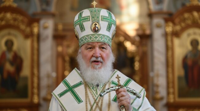 Патриарх Кирилл наградил замглавы управления президента орденом Сергия Радонежского