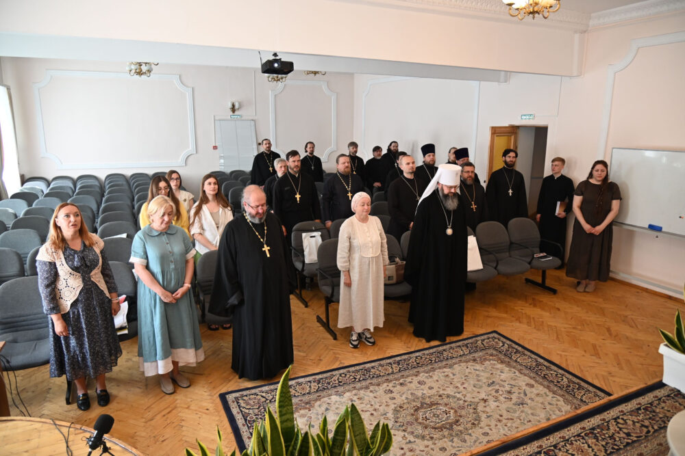 В Смоленской епархии стартовал семинар по духовной поддержке участников СВО
