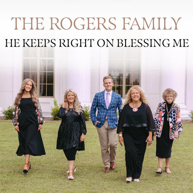 Новая песня семьи Роджерс «He Keeps Right On Blessing Me» напоминает о Божьих благословениях