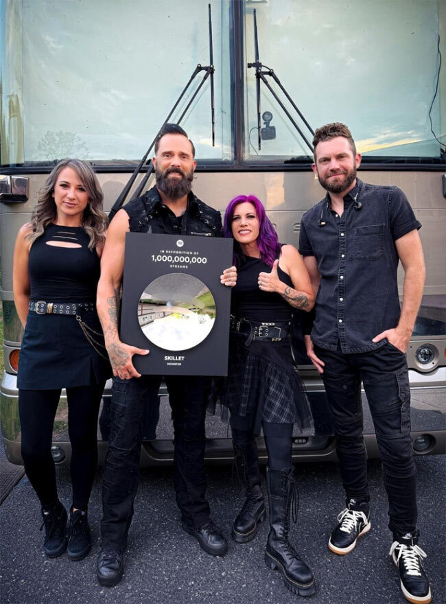 Песня Skillet «Monster» преодолела отметку в 4 миллиарда стримов на фоне распроданного европейского тура