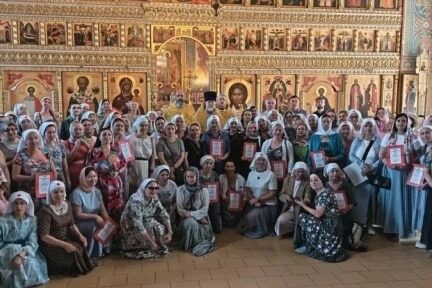 Глава Синодального отдела по благотворительности встретился с госпитальными добровольцами