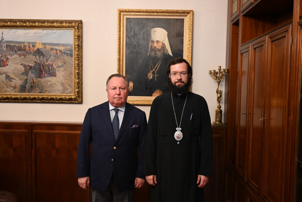 Митрополит Волоколамский Антоний встретился с президентом Международного фонда духовного единства народов
