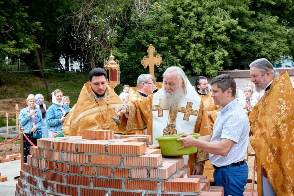 В Чертанове Южном заложили новый каменный храм