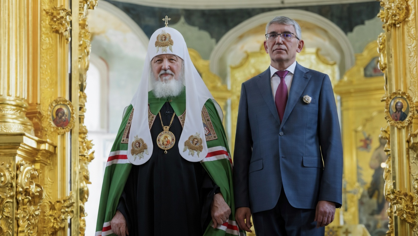 Патриарх Кирилл освятил Успенский собор Тульского кремля