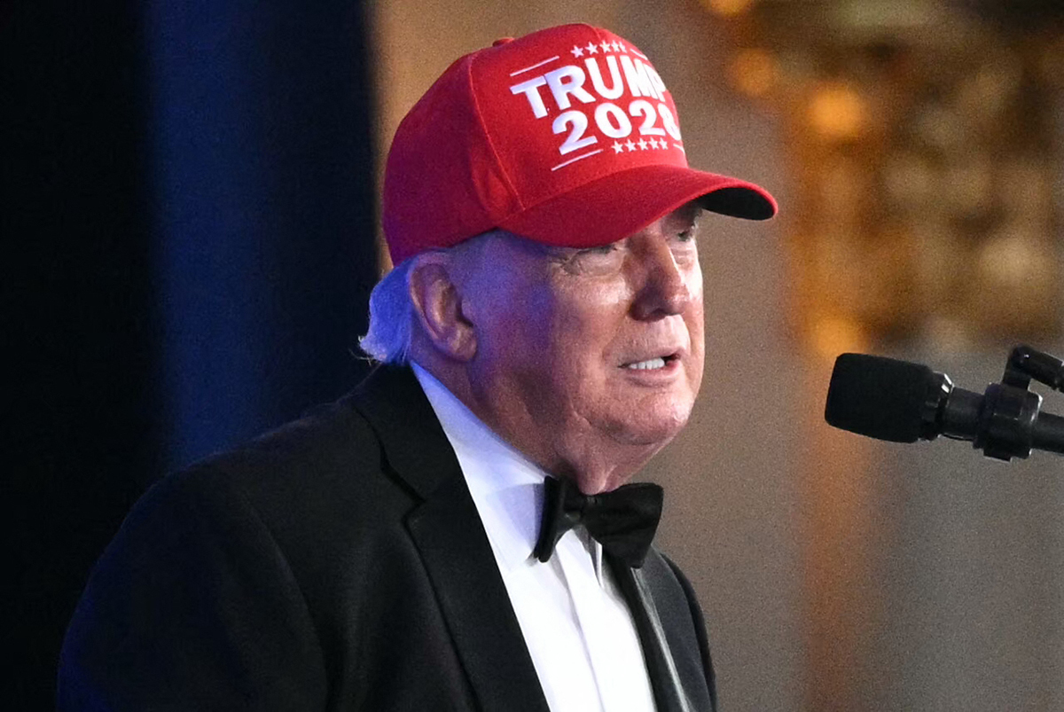 Трамп высмеял прессу и политических оппонентов на перенесённом ужине WHCA: «Это должно быть весело?»