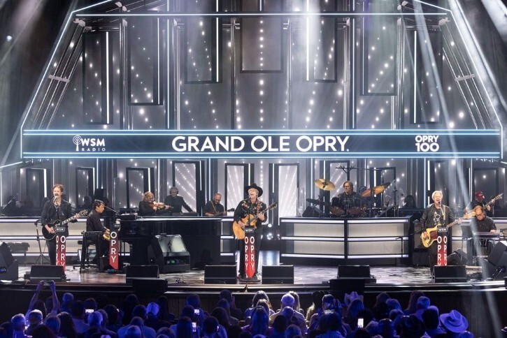 Switchfoot дебютирует на Grand Ole Opry (23 июля) с неожиданным дуэтом с Лэйни Уилсон