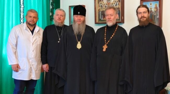 Глава церковного отдела по благотворительности встретился с митрополитом Луганским