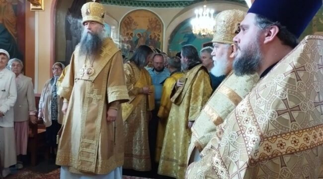 Епископ Егорьевский Мефодий возглавил престольный праздник в храме Рождества Иоанна Предтечи в Ивановском