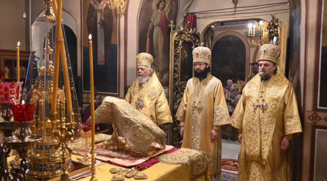Митрополит Антоний возглавил престольный праздник на подворье Сербской церкви в Москве