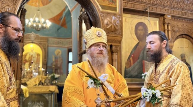 Епископ Можайский Иосиф возглавил престольный праздник на московском подворье Оптиной пустыни