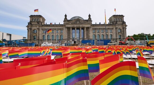 Кандидат от ХДС защищает машину на CSD