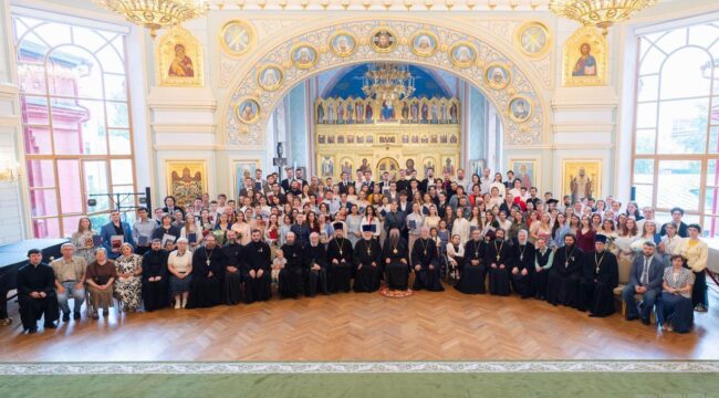 В ПСТГУ прошло вручение дипломов выпускникам