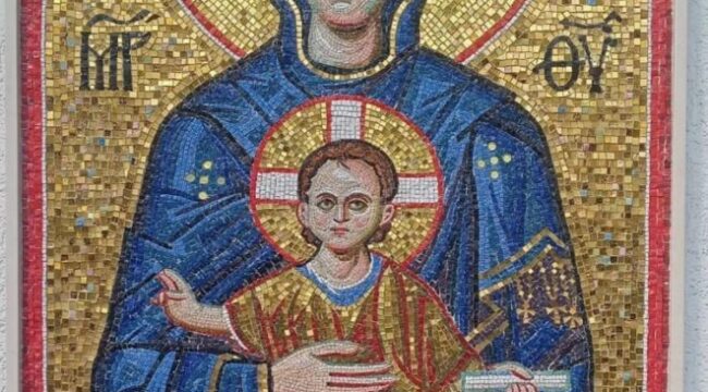 В храмовом комплексе в Толстопальцеве освятили мозаичную икону Богородицы «Никопея»