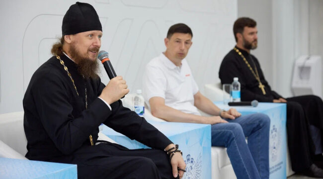 И.о. главы молодежного отдела РПЦ иеромонах Филарет (Зубов) побывал в Новороссийской епархии