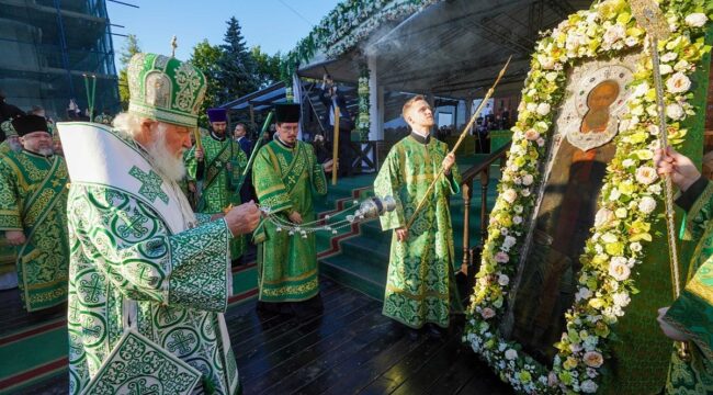 Патриарх Кирилл совершил всенощное бдение в Троице-Сергиевой лавре