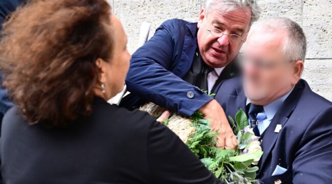 Спор о венке от AfD омрачил поминовение 20 июля