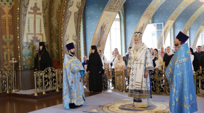 Председатель Синодального отдела по монастырям и монашеству возглавил престольный праздник в Богородице-Рождественском ставропигиальном монастыре