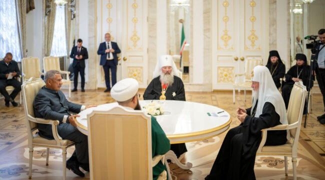Патриарх Кирилл встретился с главой Татарстана Рустамом Миннихановым