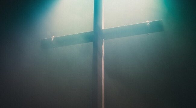 Madison Street Worship дебютирует на лейбле Pure Mosaic Records с альбомом «Кто подобен Господу?»