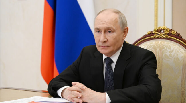 Патриарх Кирилл поздравил Путина с Днем Крещения Руси