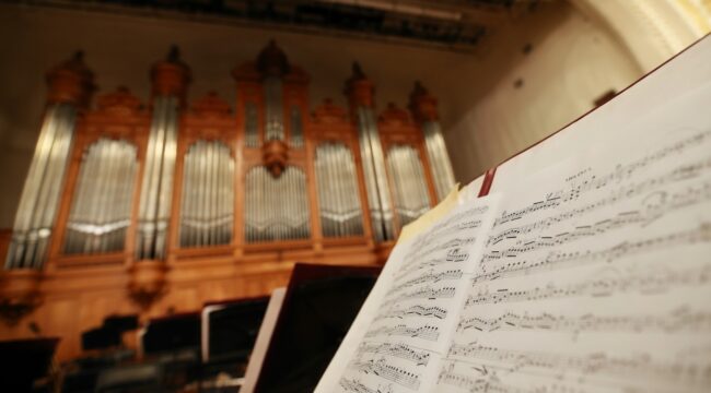 РПЦ отвергает музыкальное сопровождение в храмах
