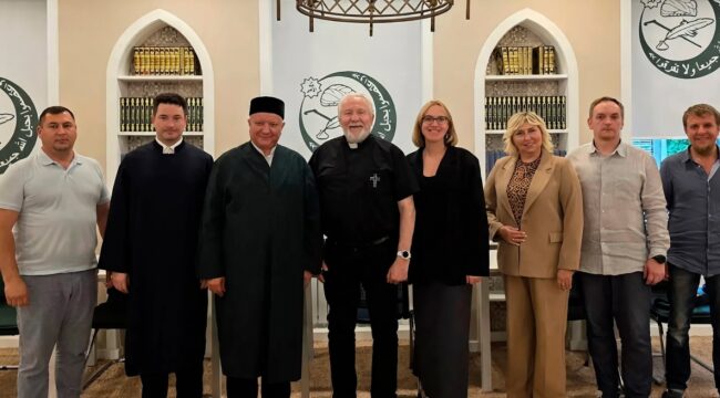 Евангелисты и мусульмане обсудили развитие государственно-конфессиональных отношений