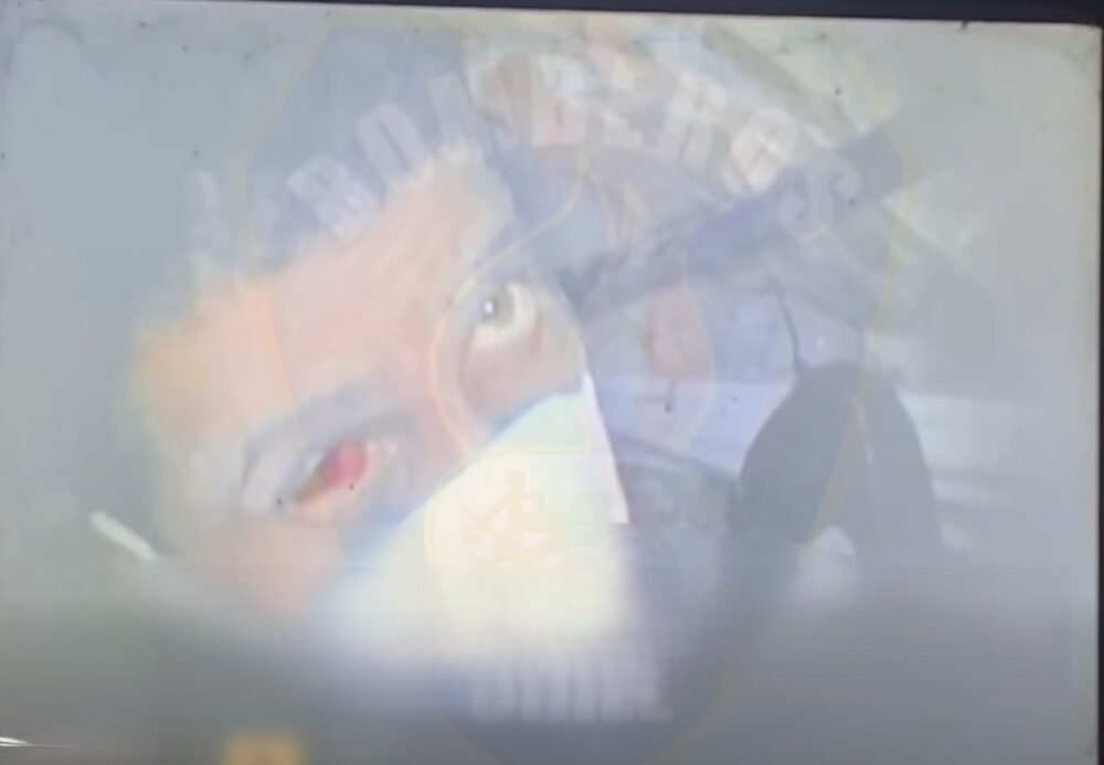 После 8 дней под завалами землетрясения Эрнан Альберто Хиль Флорес спасен