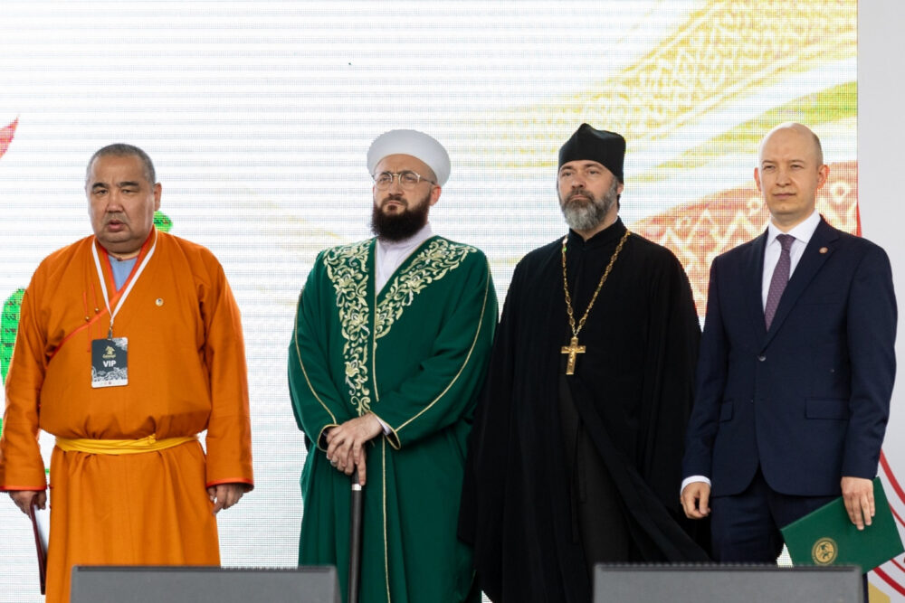Представитель РПЦ посетил фестиваль «Сабантуй дружбы и единства»