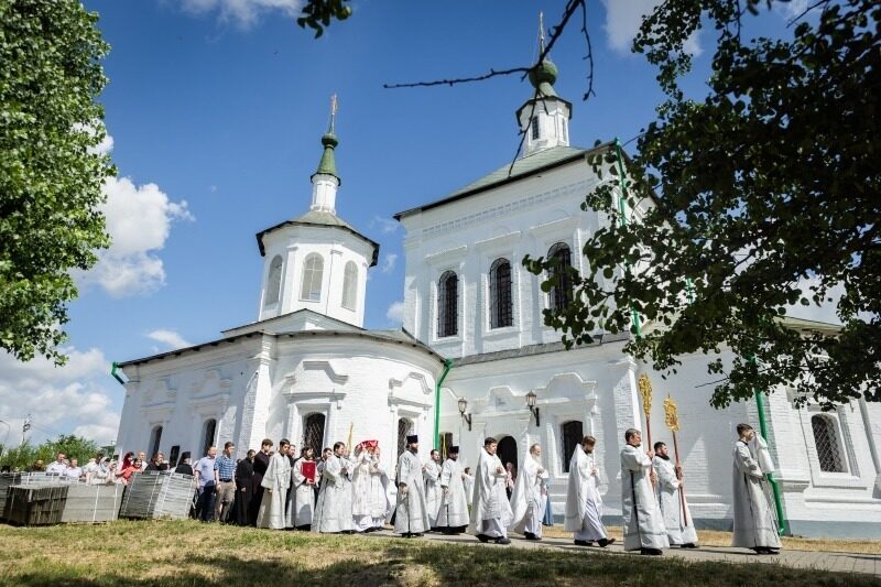 Глава Донской митрополии освятил храм апостолов Петра и Павла в Старочеркасском монастыре