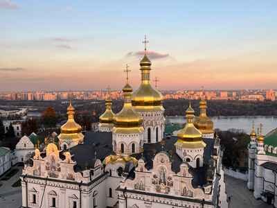 Политические и религиозные аспекты бомбардировки Успенского собора в Киеве