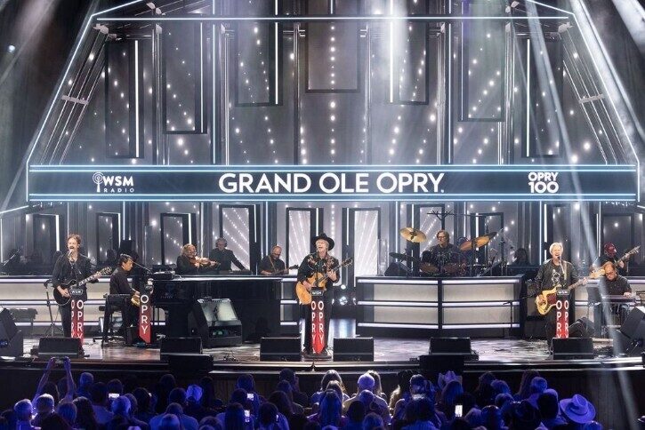Switchfoot дебютирует на Grand Ole Opry (23 июля) с неожиданным дуэтом с Лэйни Уилсон