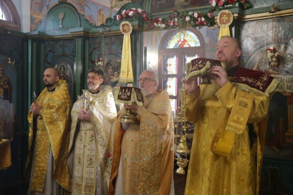 Патриарх Болгарский Даниил посетил храм в Княжево, приписанный к подворью РПЦ